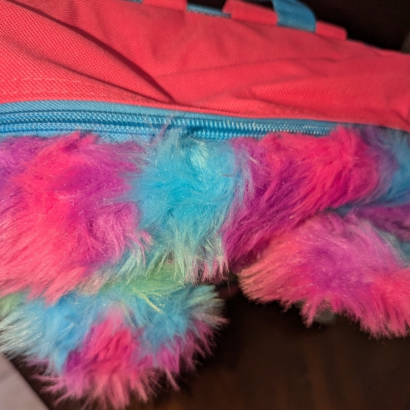 LLAMA Faux Fur Kids Backpack NWT - Picture 13 of 14